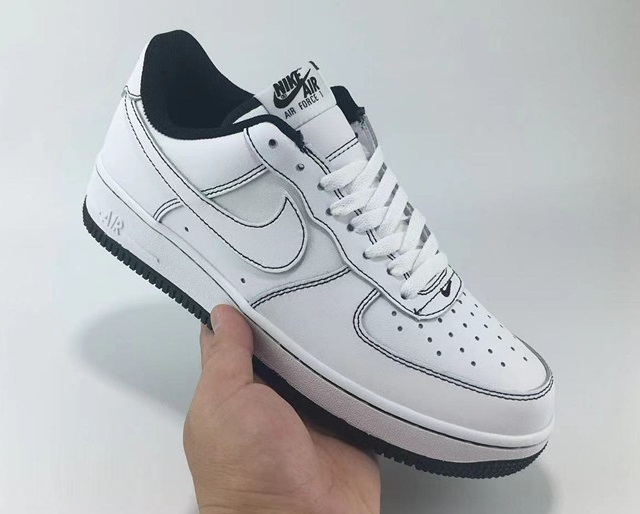 Nike Air Force Ones 072